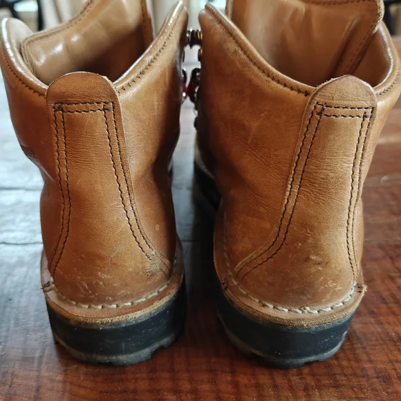 Danner Mountain Light Boots Size 8 - Picture 4 of 6